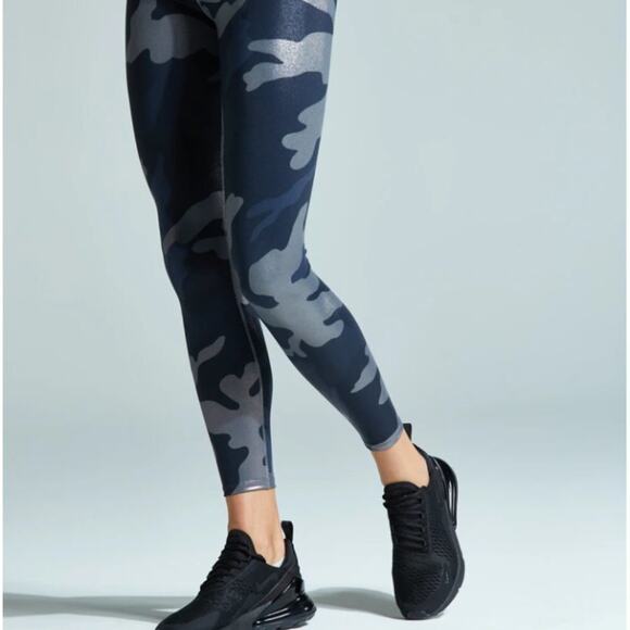 Noli Guerra Metallic Foil Camo Leggings Size M Blue Gray Activewear Yoga Gym - Picture 10 of 12